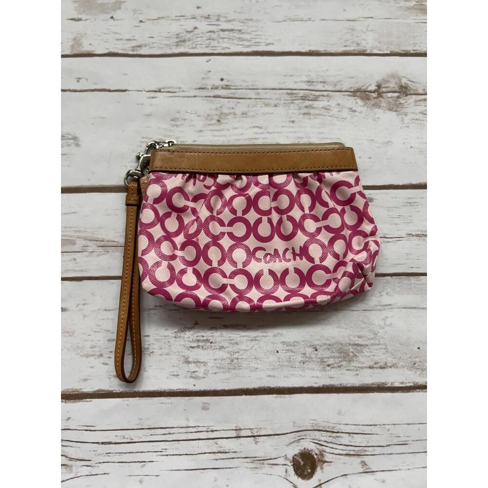 Coach Leah Op Art‎ Wristlet with Tan Leather Trim